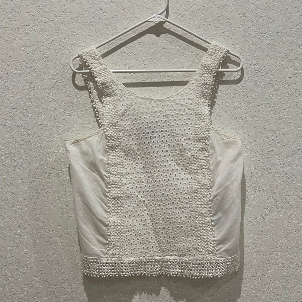 Who What Wear Ivory Sleeveless Blouse